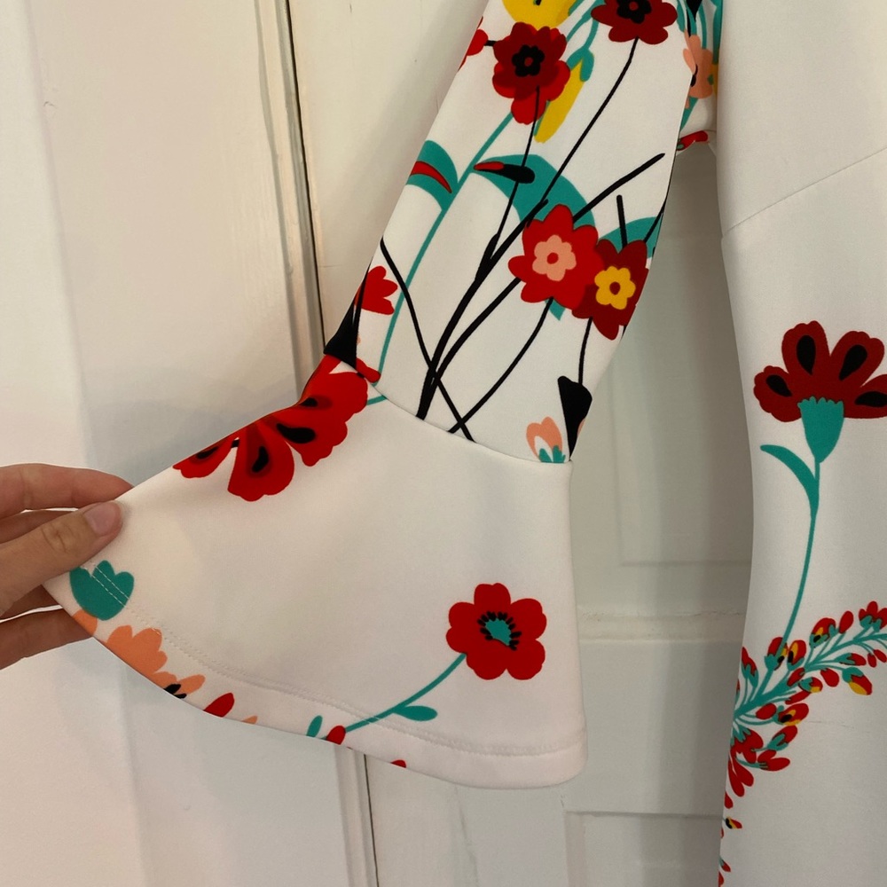 Size S | Dress - Picture 3 of 4